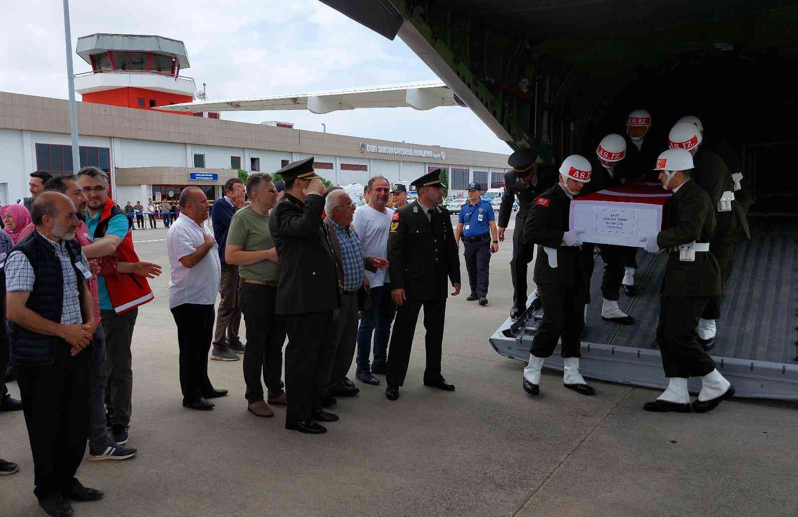 Ordulu şehit Samsun'da gözyaşları içinde karşılandı
