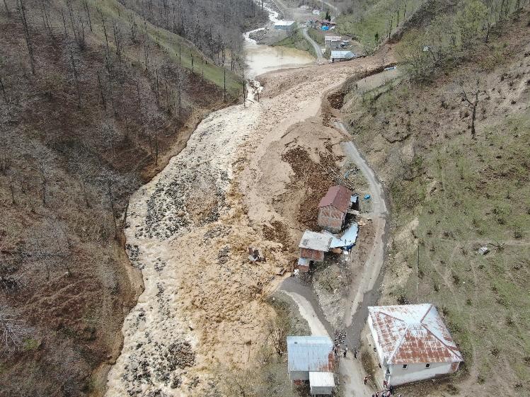 Trabzon'da çamur afeti
