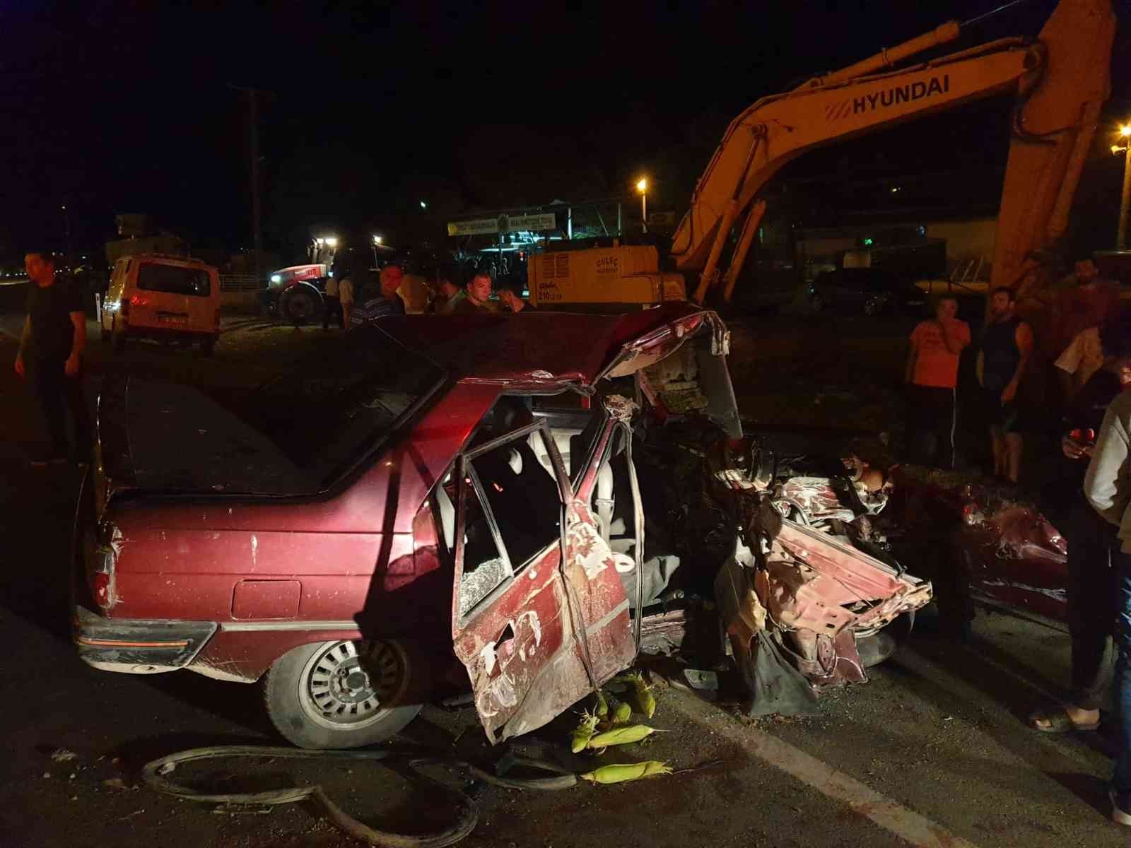 Samsun'da fındık işçilerini taşıyan minibüs ile otomobil çarpıştı: 2 ölü, 4 yaralı
