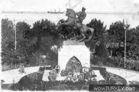 Dünden bugüne Onur Anıtı