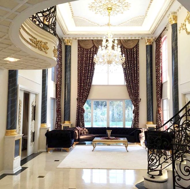 Milyonluk villasıyla gündem olan MasterChef Güzide'nin eşi bakın kim çıktı!