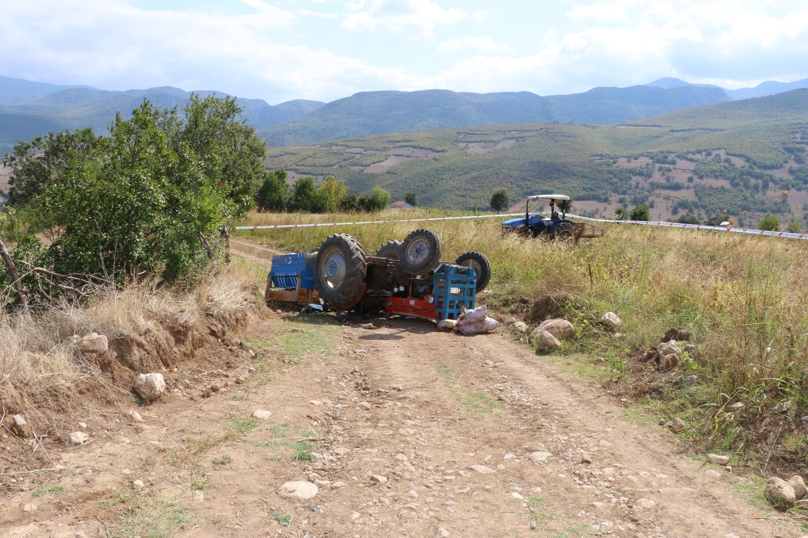 Amasya'da feci kaza: Traktörün altında can verdi
