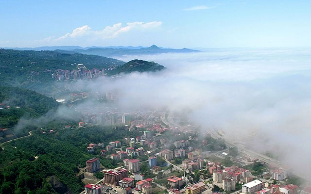 Karadeniz'de sisli hava etkili oldu