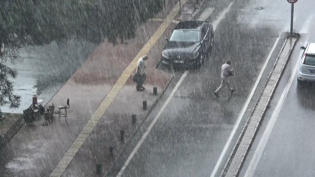 Samsun'da sağanak yağmur