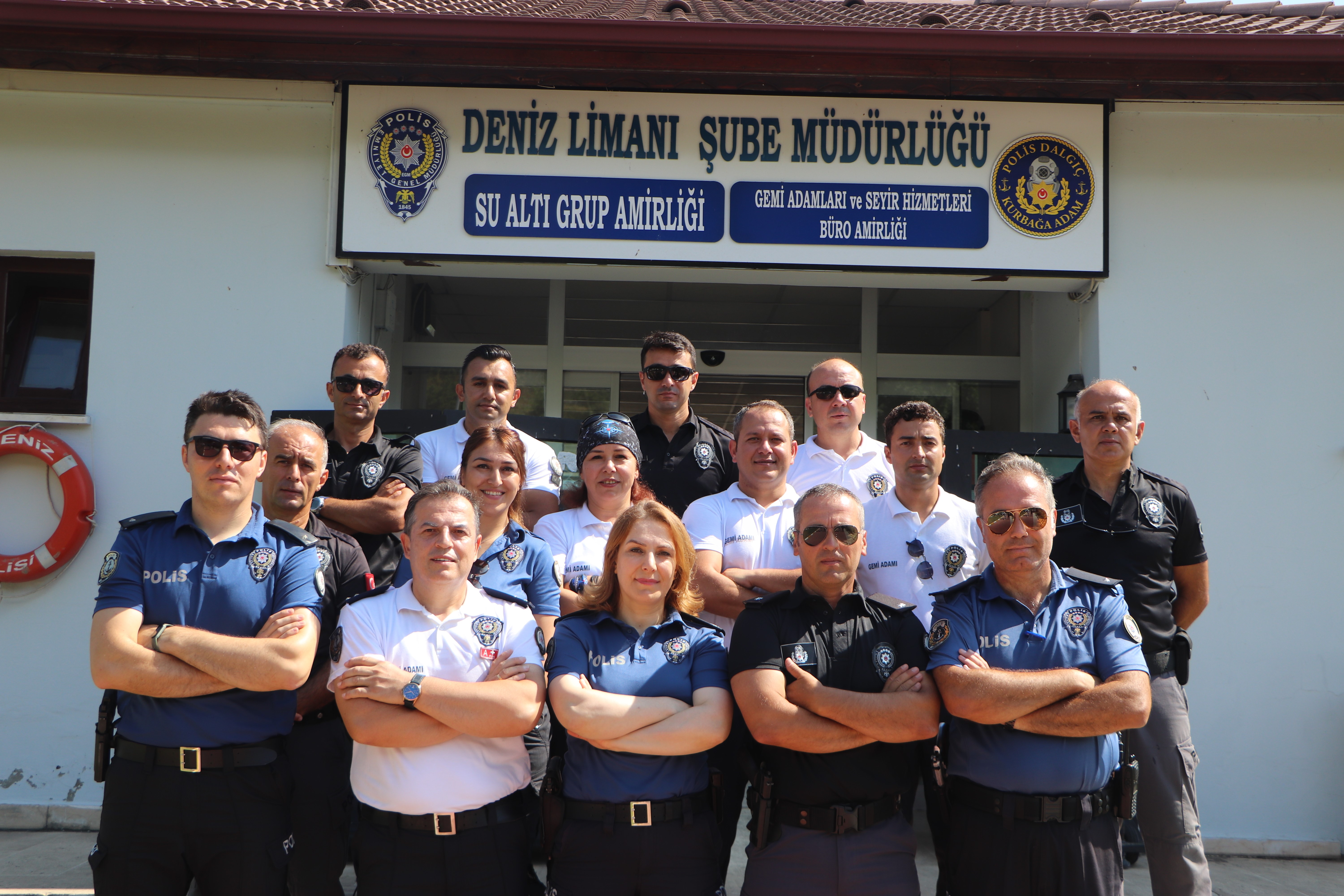 Onlar emniyetin su altı ve su üstü gözleri