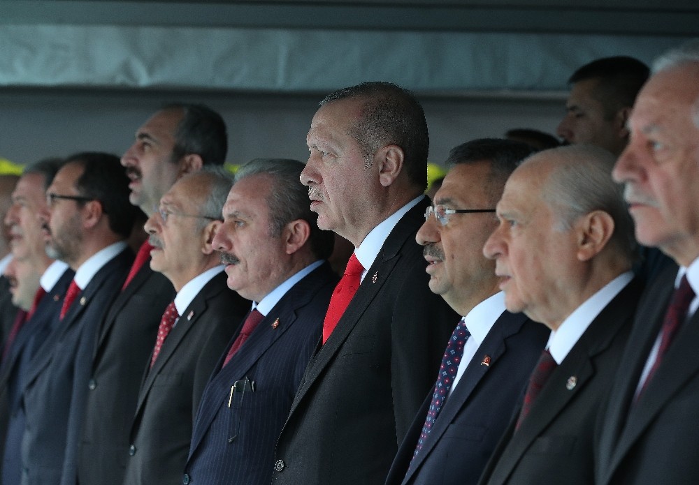 Samsun'da nefes kesen 19 Mayıs kutlamaları
