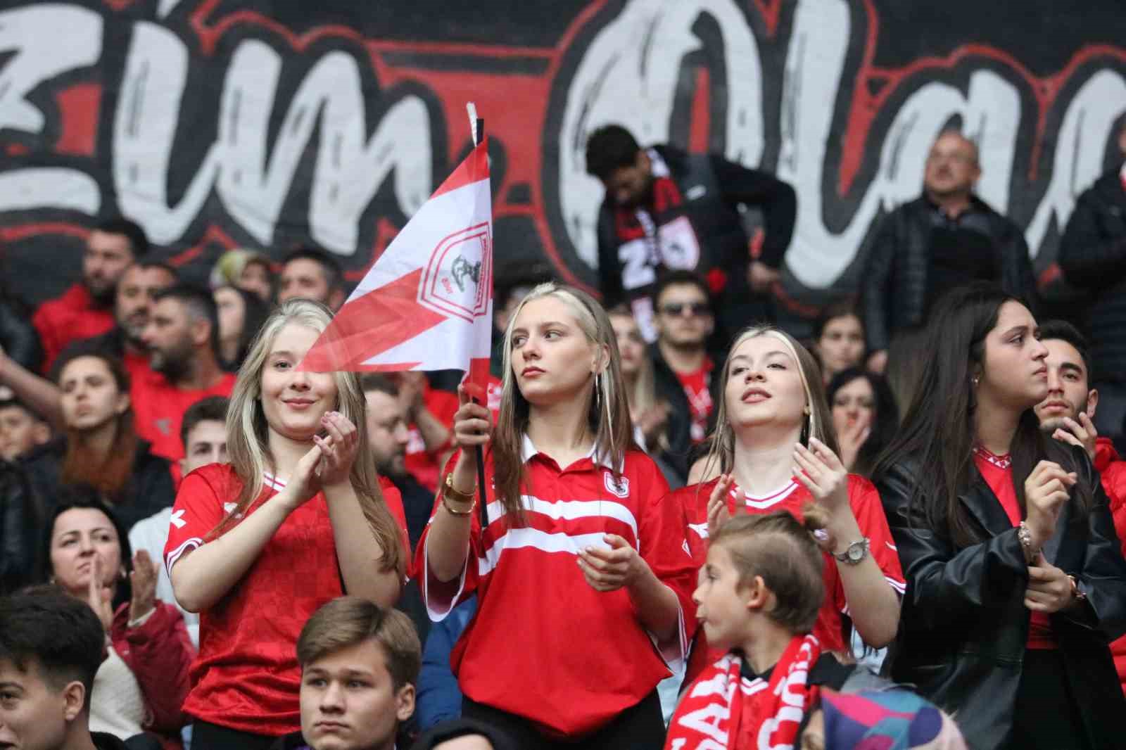 Samsunspor şampiyonluk kupasına kavuştu
