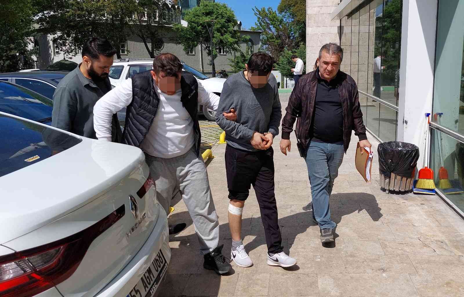 Samsun'da silahlı çatışma: 1'i ağır 3 yaralı

