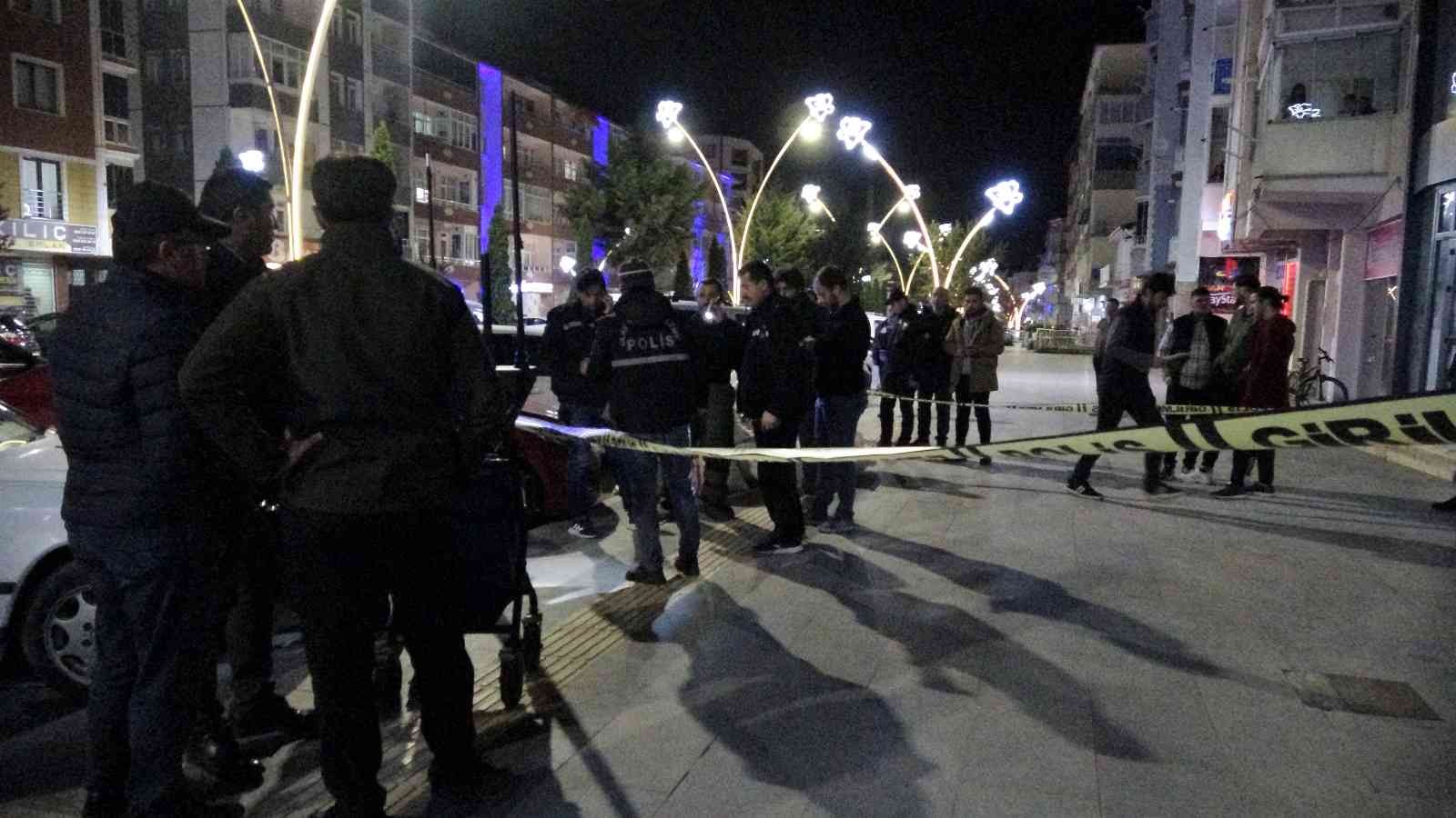 Temizlik görevlileri fark etti, polis alarma geçti: Tokat'ta dinamit görünümlü saat paniği
