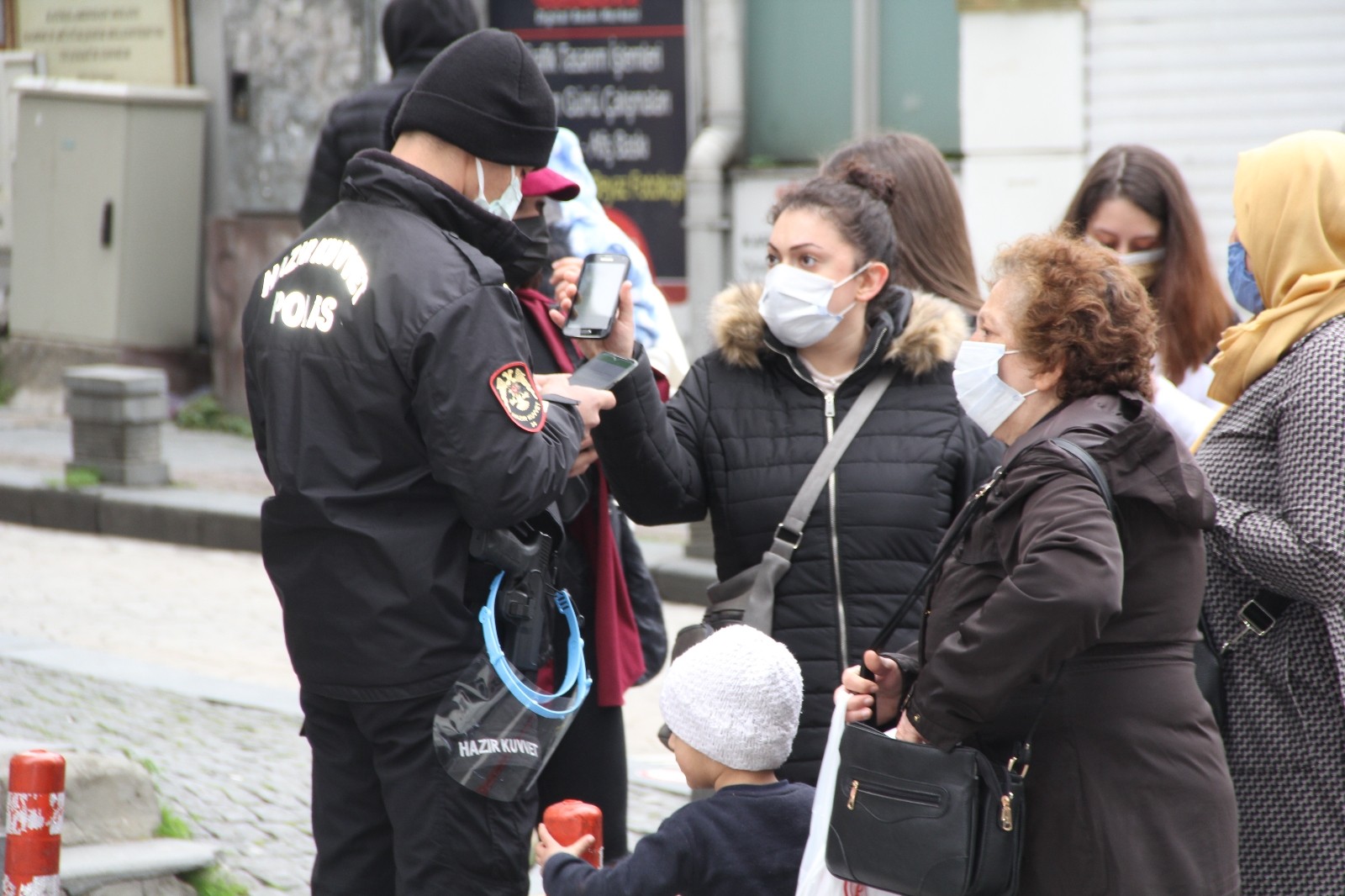 Samsun'da vakalar yüzde 15 arttı, tabipler odası 'tam kapanma' istedi
