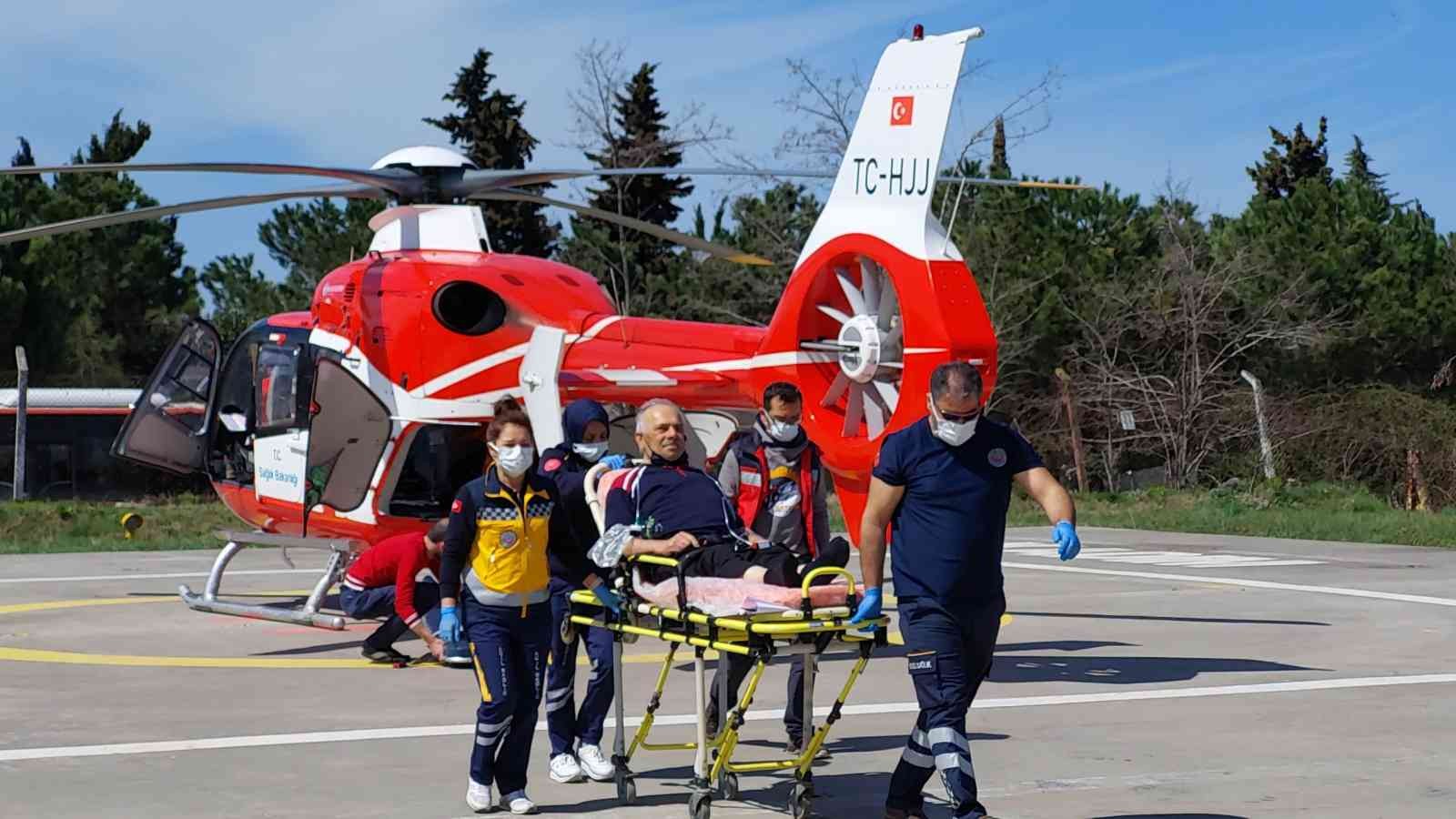 Kalp ritmi bozuk hasta ambulans helikopterle hastaneye sevk edildi
