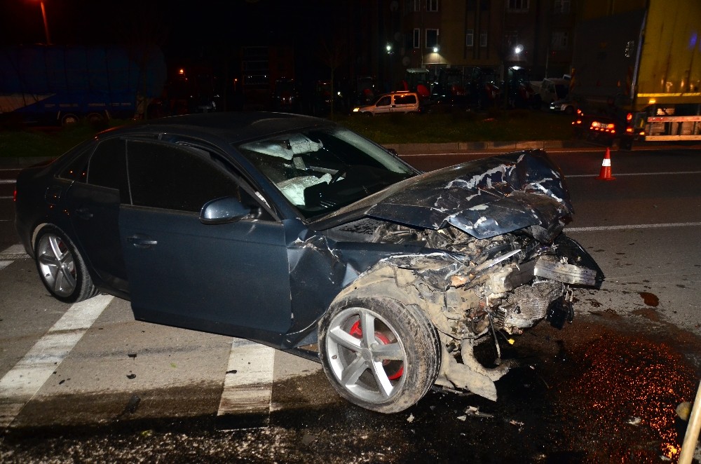 Samsun'da feci kaza: 3 yaralı
