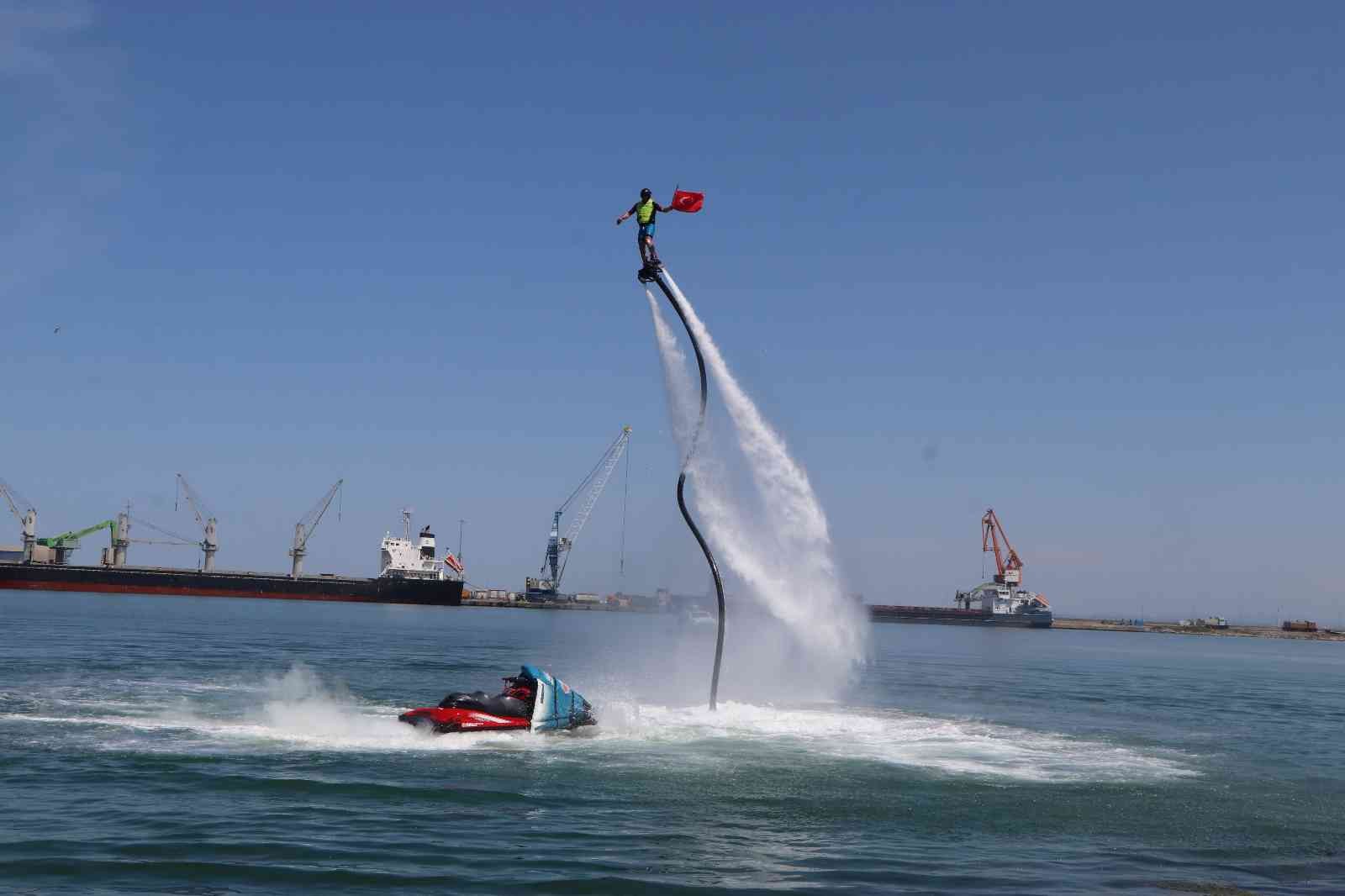 Flyboard gösterisi nefes kesti
