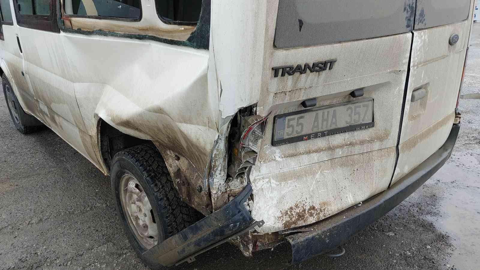 Samsun'da trafik kazası: 3 yaralı
