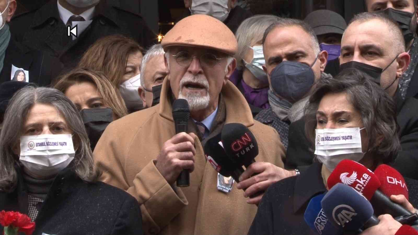 Avukat Dilara Yıldız için İstanbul Barosu önünde tören düzenlendi
