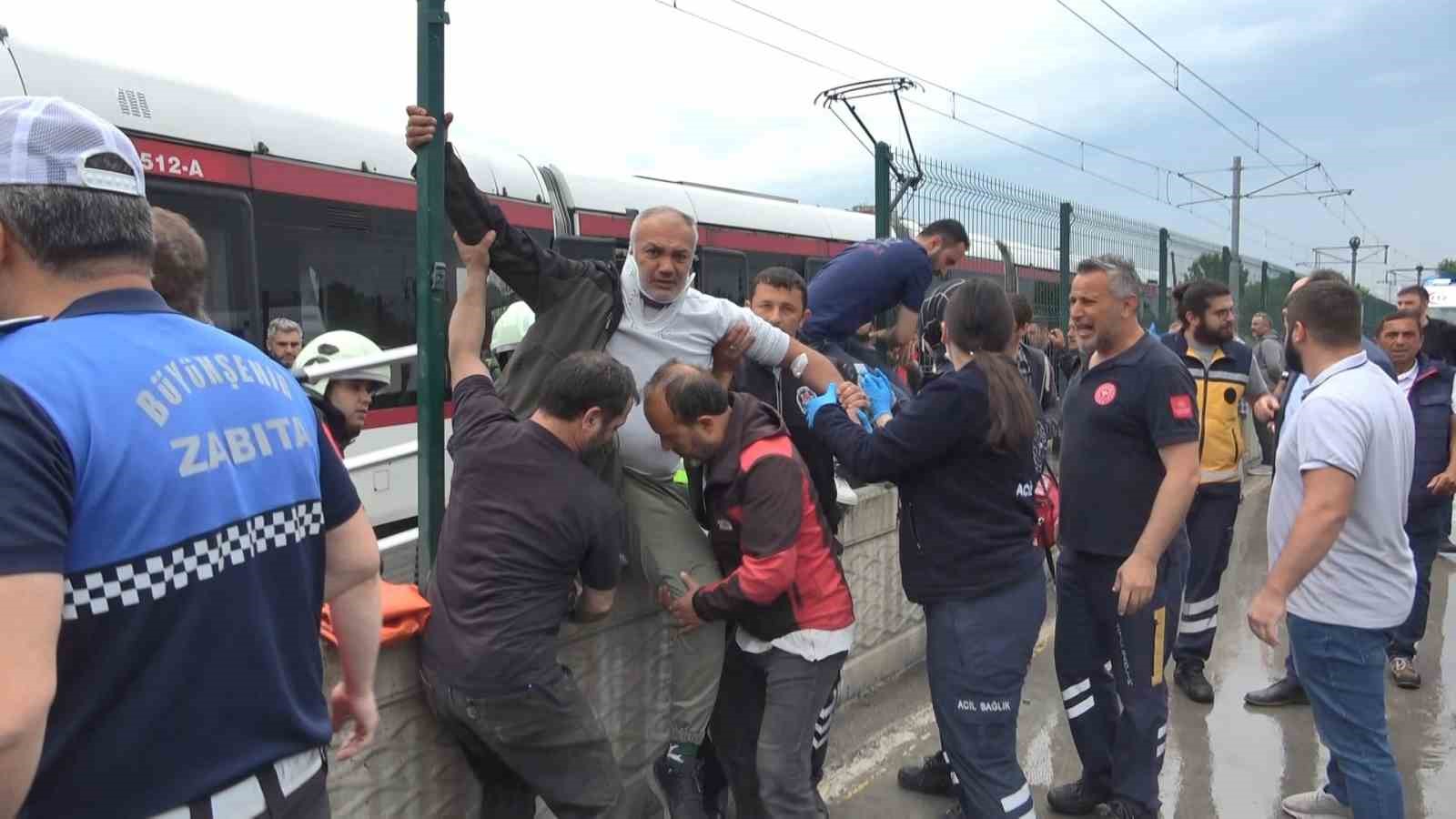 26 kişinin yaralandığı tramvay kazası havadan görüntülendi
