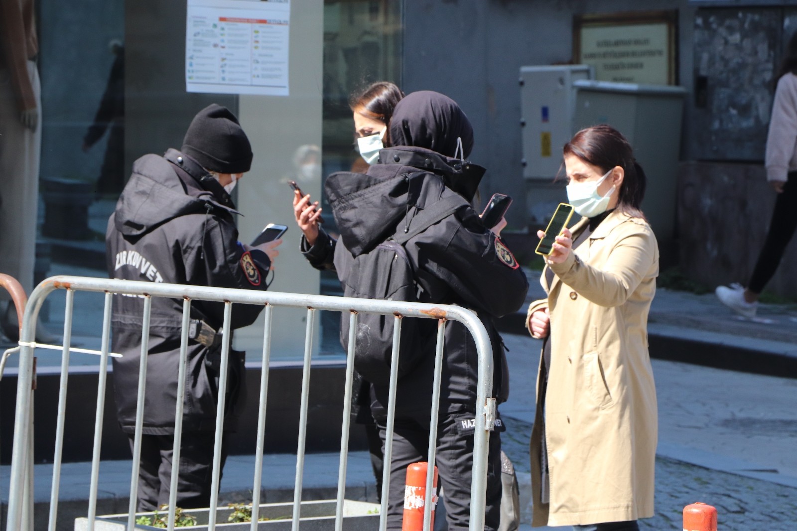 Virüsün zirve yaptığı Samsun'a Ankara ve İstanbul'dan polis takviyesi
