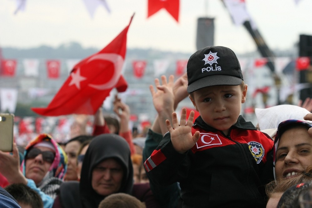 Samsun'da nefes kesen 19 Mayıs kutlamaları
