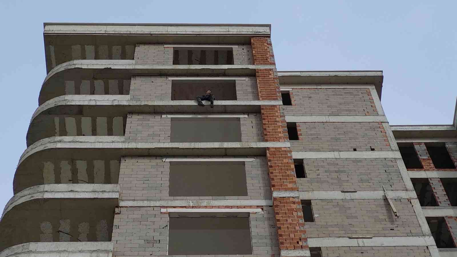 Samsun'da 11. katta can pazarı
