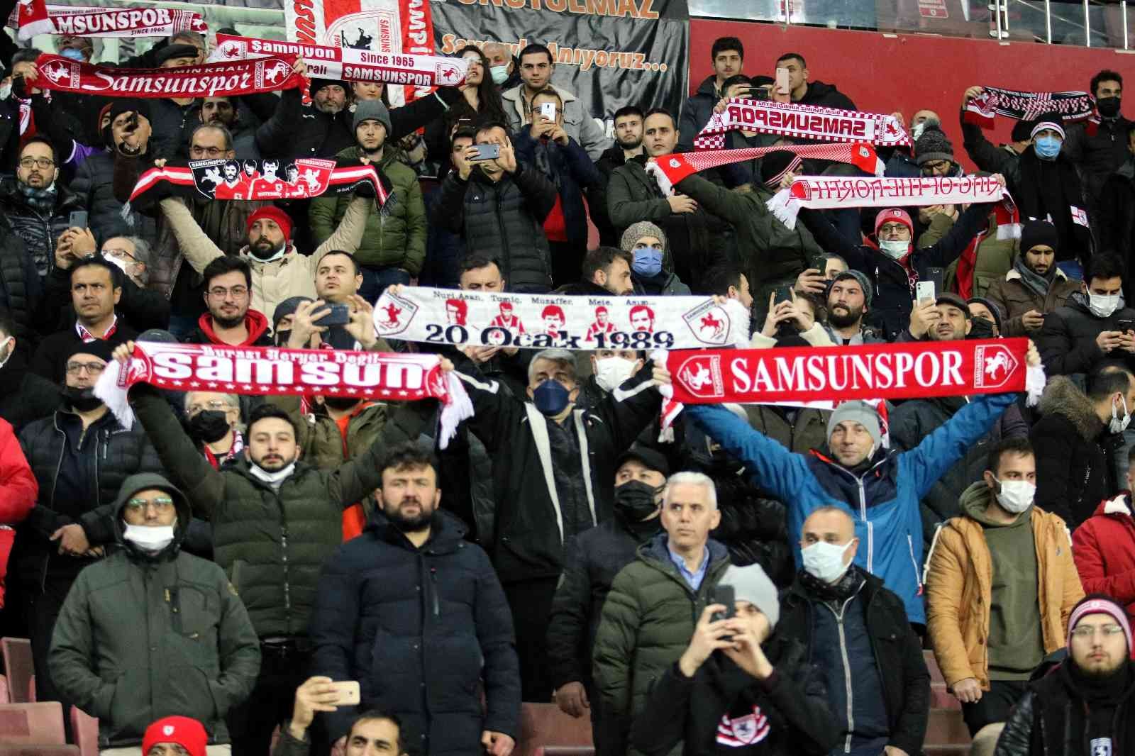 Spor Toto 1. Lig: Samsunspor: 3 - Kocaelispor: 0
