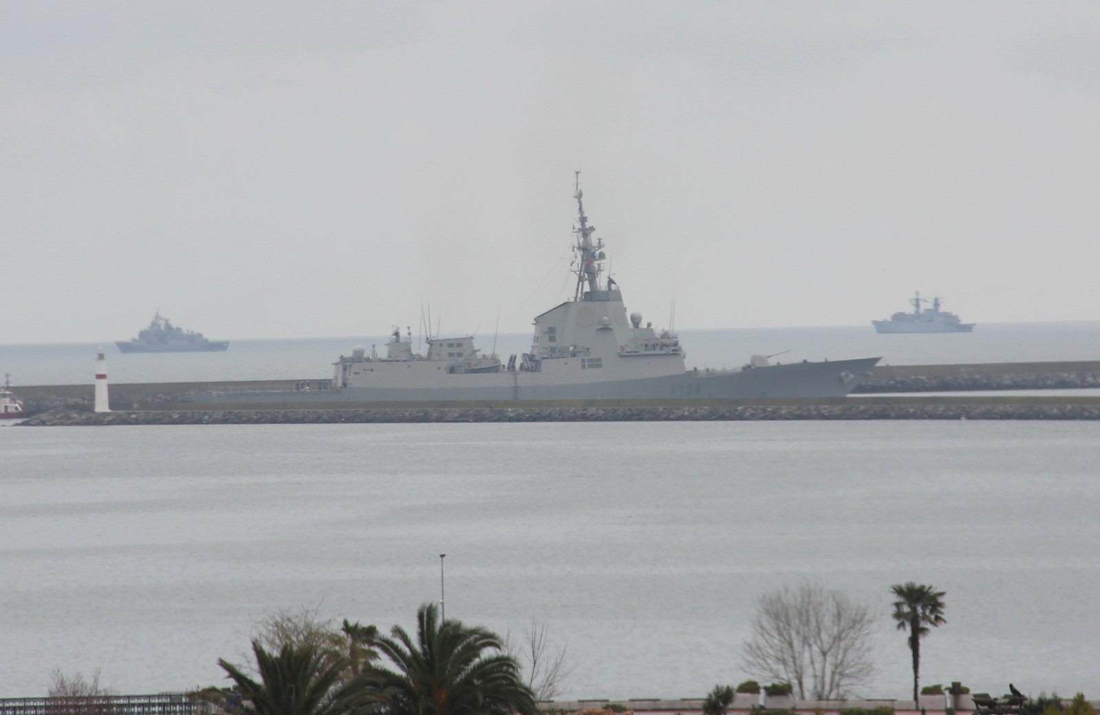NATO gemileri Samsun'dan ayrıldı
