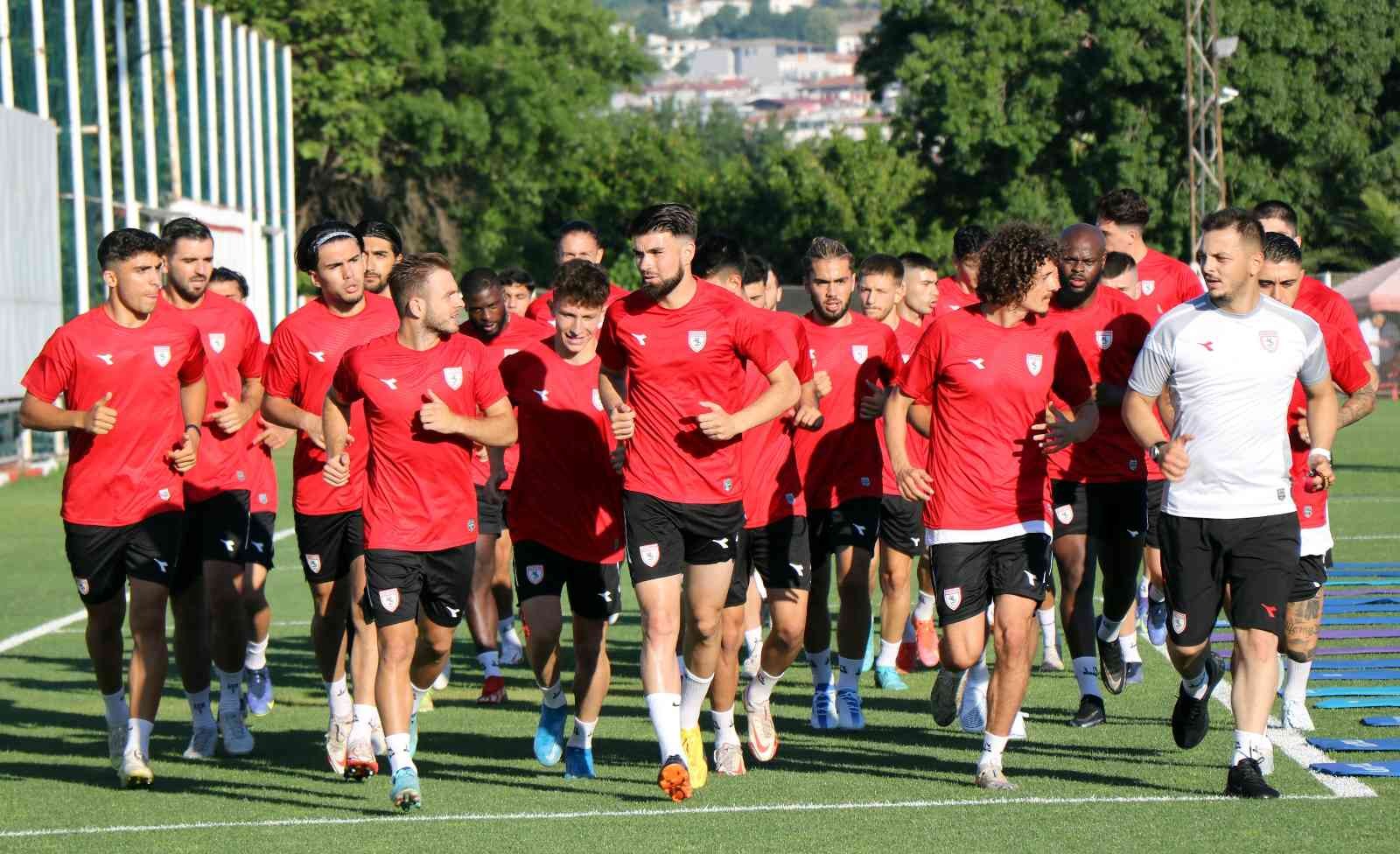 Bayram Bektaş: 'Sonuna kadar yarışın içinde olmak istiyoruz'
