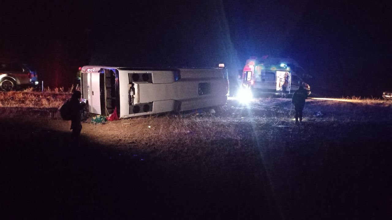 Sivas'ta otobüs kazası: 1 ölü, 25 yaralı
