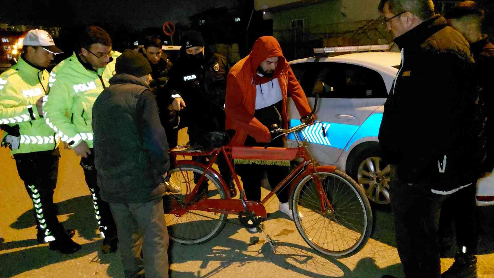 Ehliyetsiz sürücünün çarptığı bisikletli hayatını kaybetti
