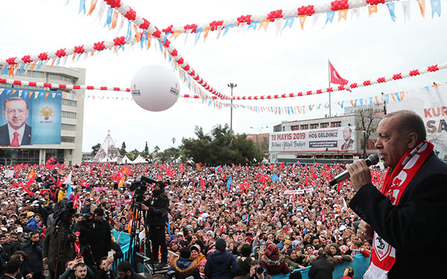 Binlerce Samsunlu Cumhurbaşkanı'nı karşıladı