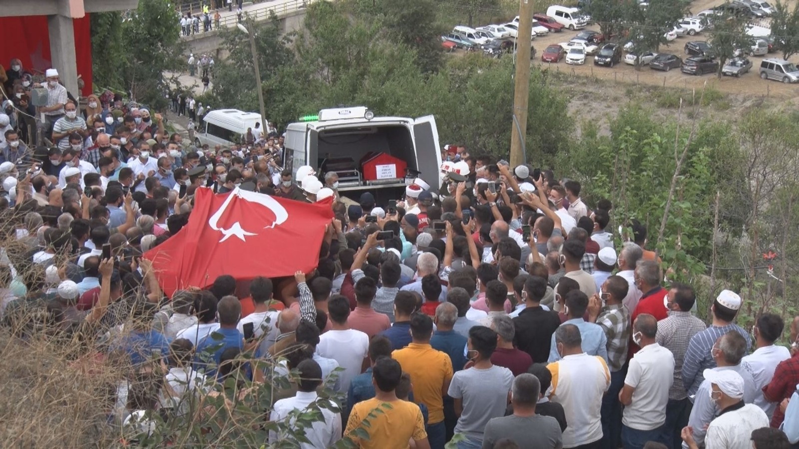 Samsunlu Şehit Emrah Arslan son yolculuğuna uğurlandı
