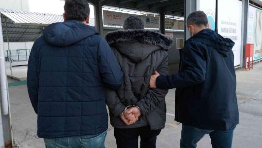 4 ilde İnterpol destekli oto kaçakçılığı operasyonu: 10 gözaltı

