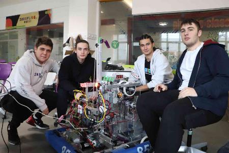 Robot tasarlayan Samsunlu lise öğrencileri Amerika'da dünya şampiyonasında yarışacak
